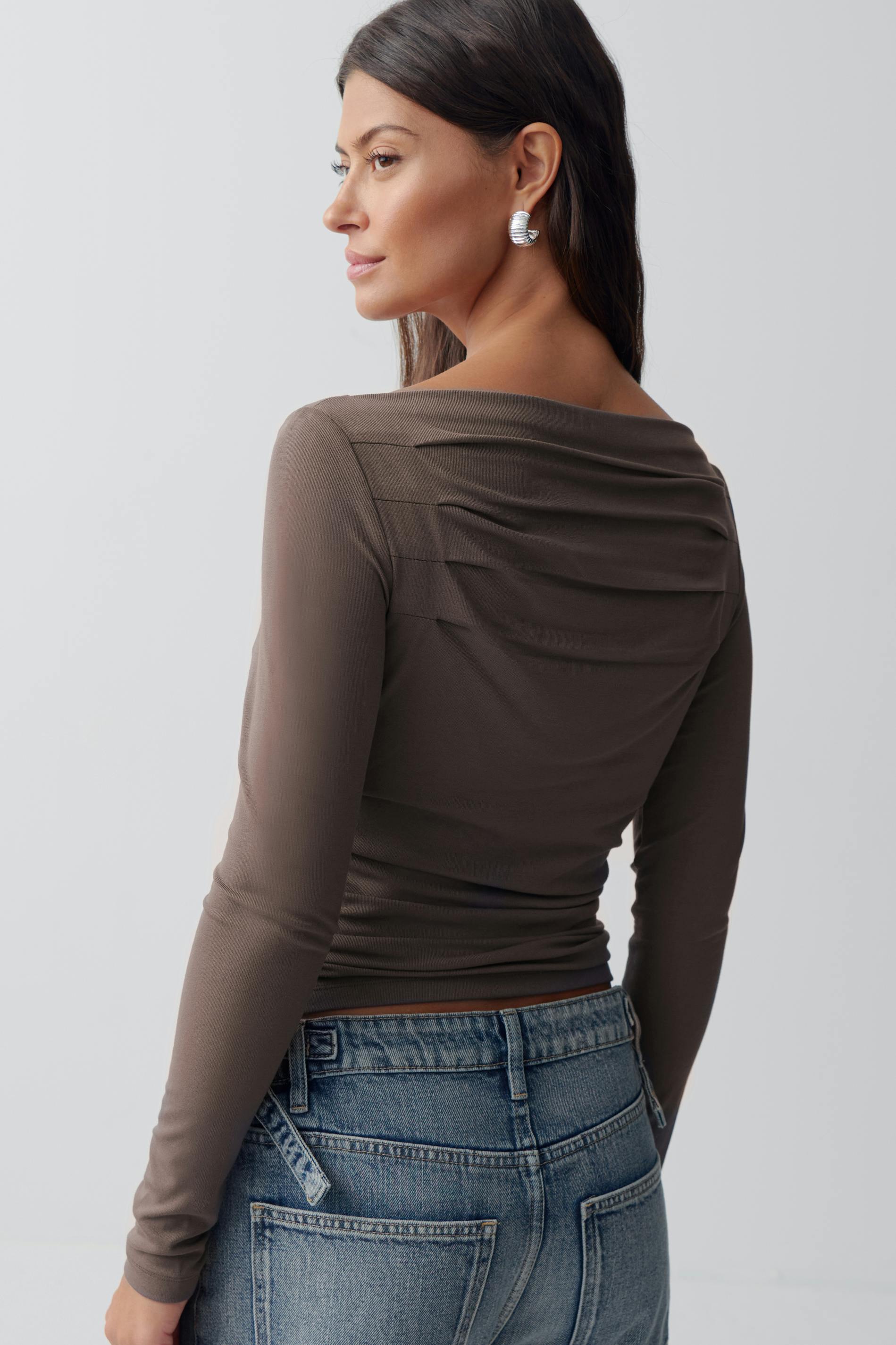 Tight boatneck top
