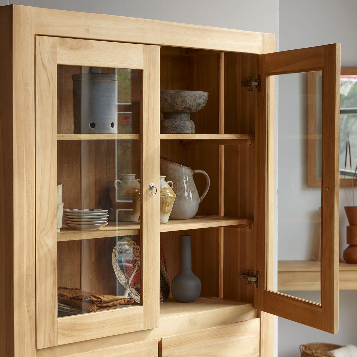 Tikamoon Buffet Geschirrschrank aus massivem Teakholz