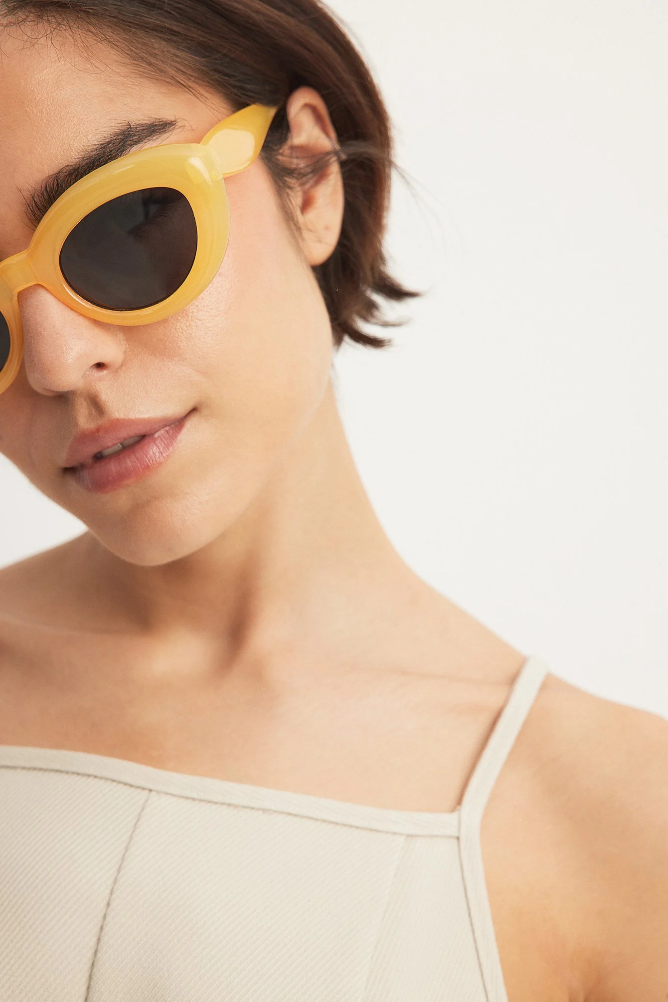 Aufgeblasene Cateye-Sonnenbrille