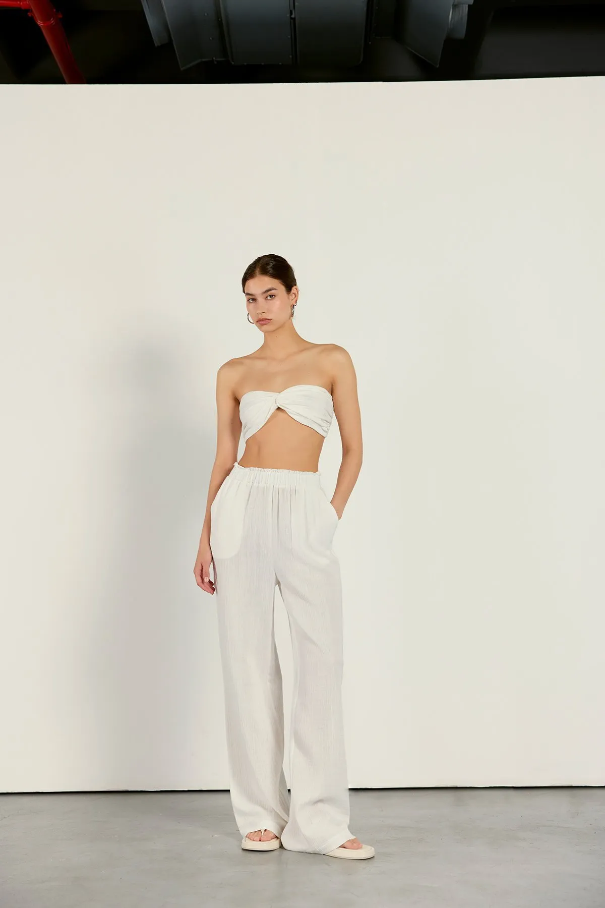 VATKALI  Musselin-Bustier Ecru