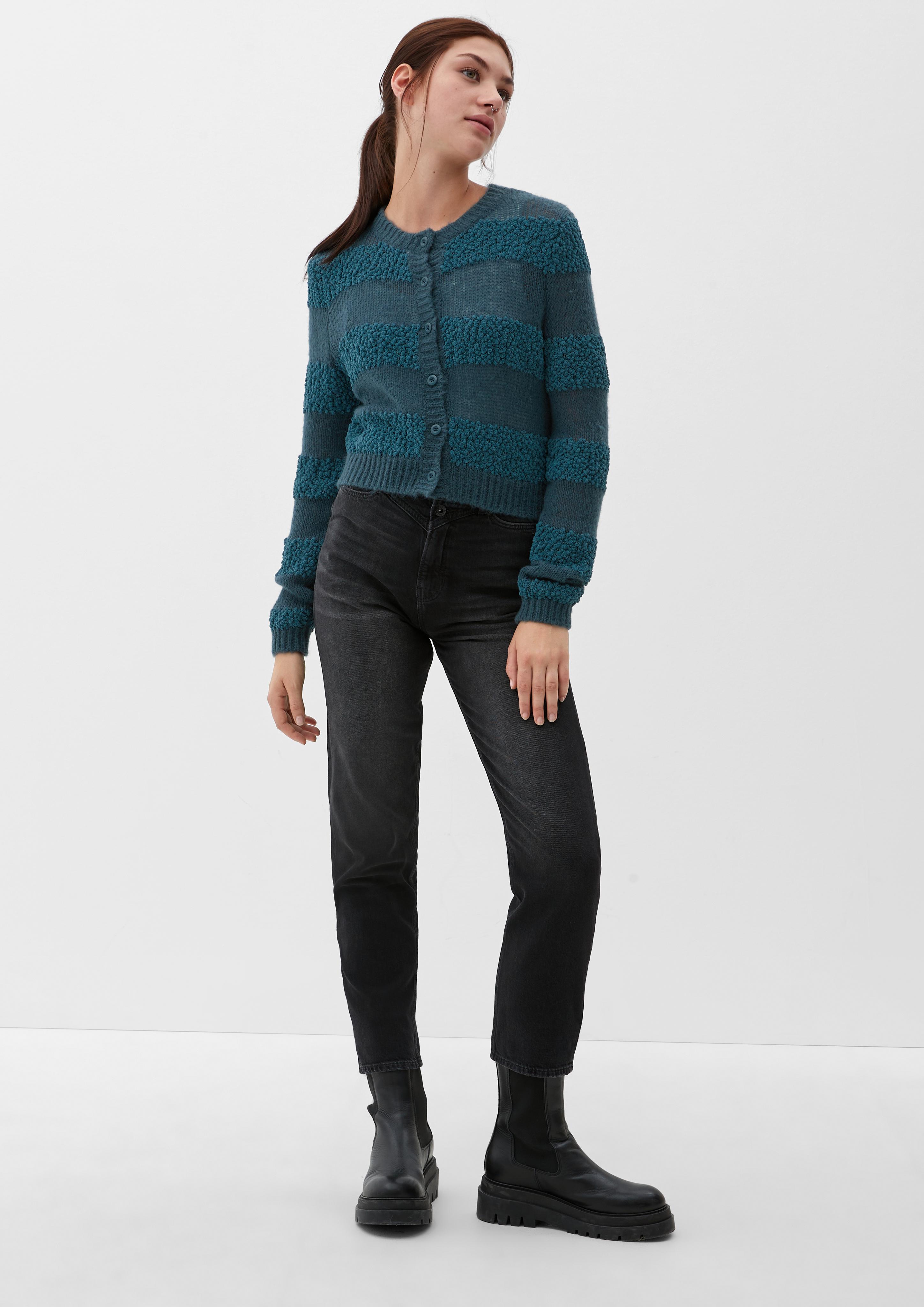 Jacke mit gestreiftem Strickmuster  2119044-6985