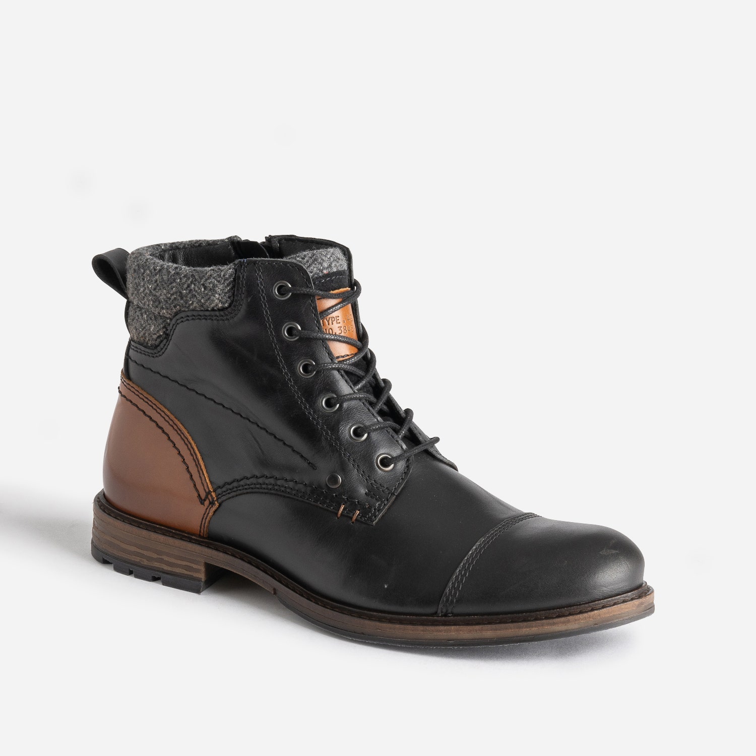 Boots à lacet noir et cognac en cuir
