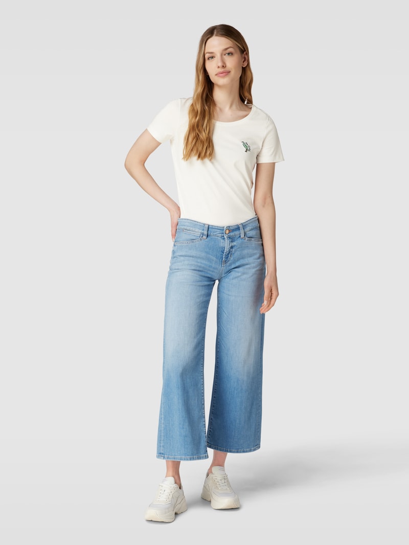T-Shirt mit Label-Detail in offwhite