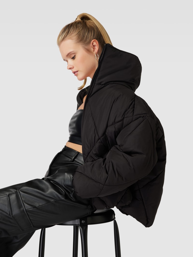 Steppjacke mit Stehkragen Modell 'NEWTAMARA' in schwarz