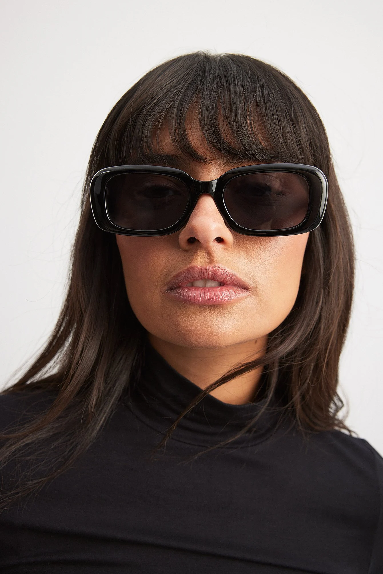 Rectangular Retro Look Sunglasses
