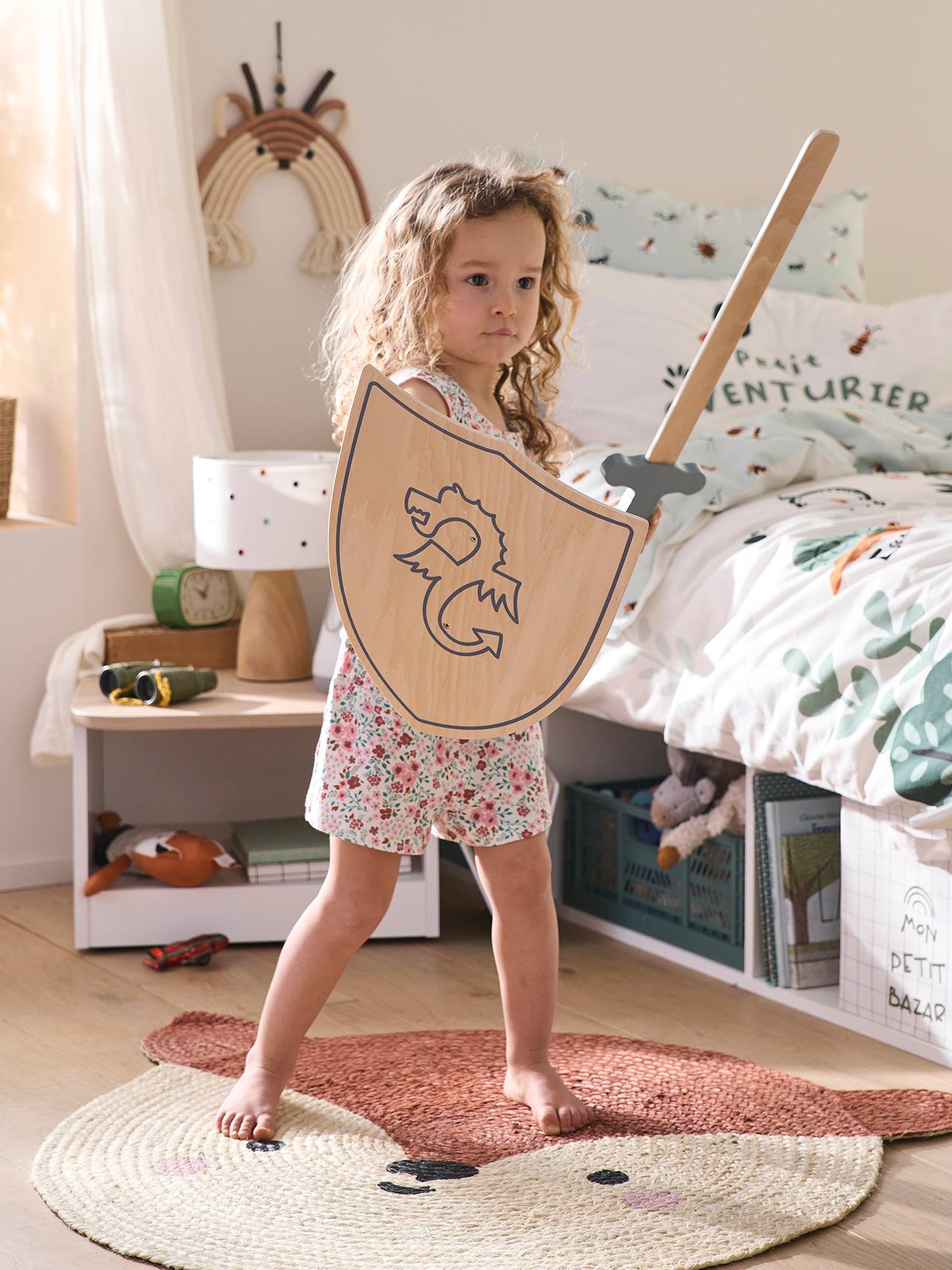 Bouclier + épée en bois FSC® beige