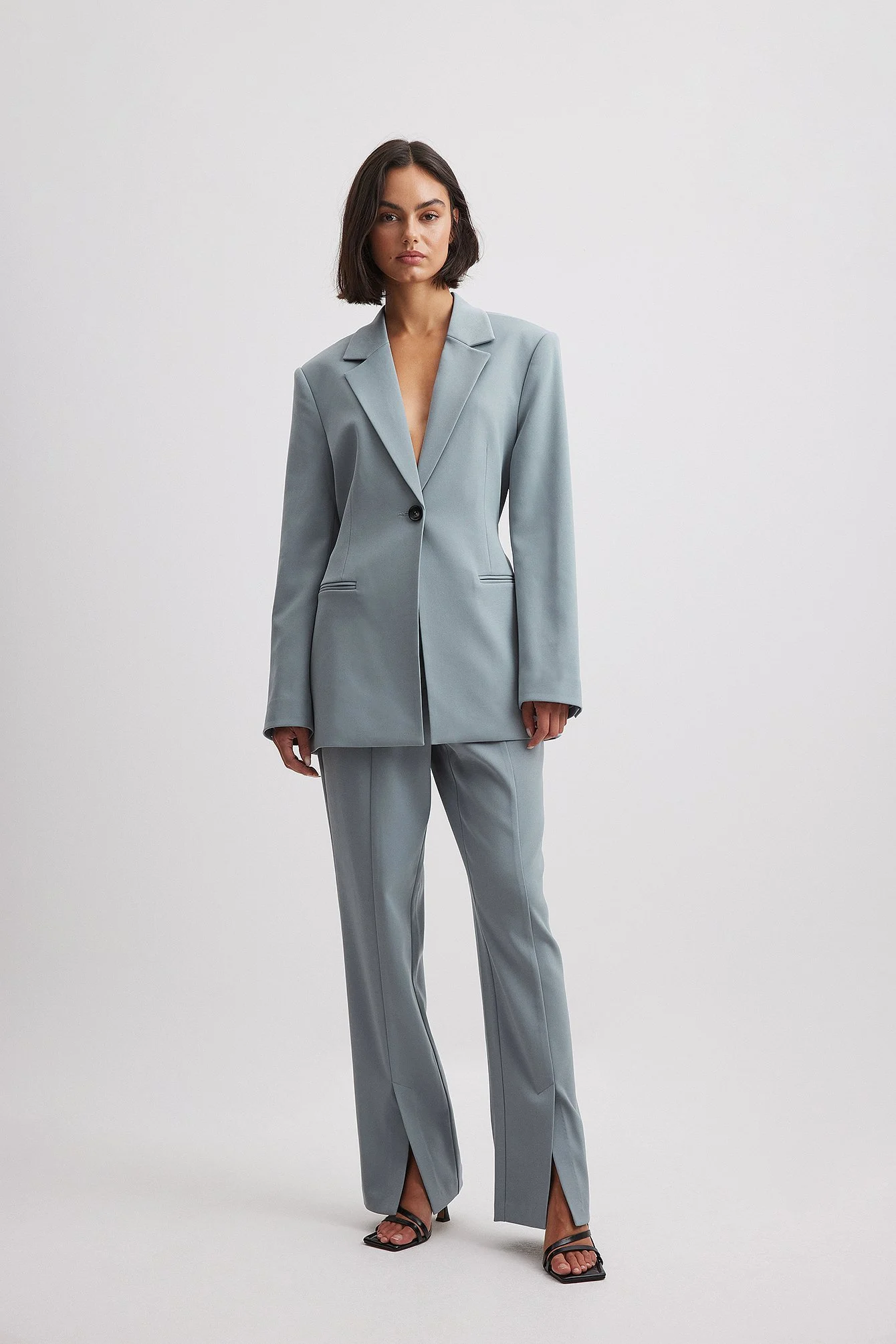 Hose mit hoher Taille und Frontschlitz