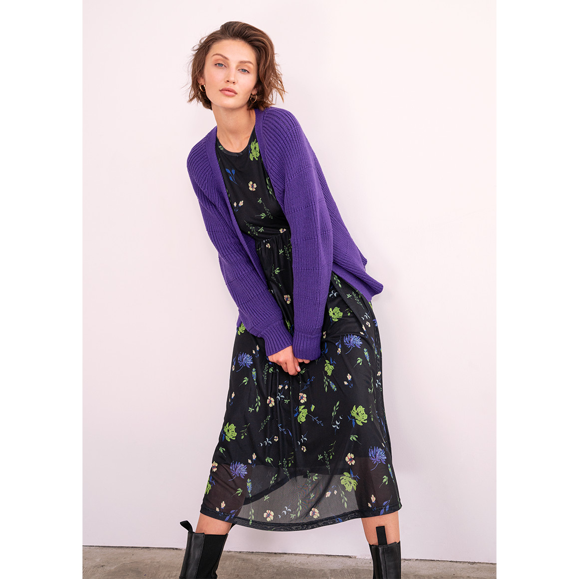 Damen Strickjacke aus Rippstrick
