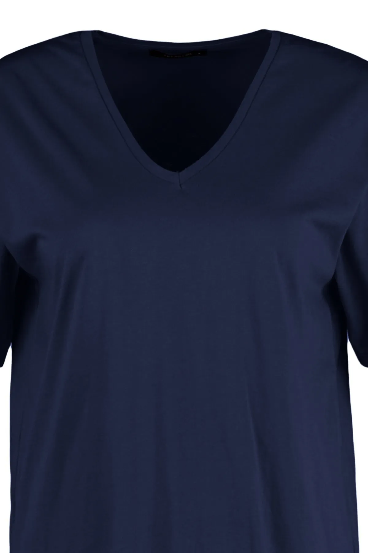 Trendyol Collection  Marineblaues, übergroßes/weites Strick-T-Shirt mit V-Ausschnitt, 100 % Baumwolle TWOSS23TS00003