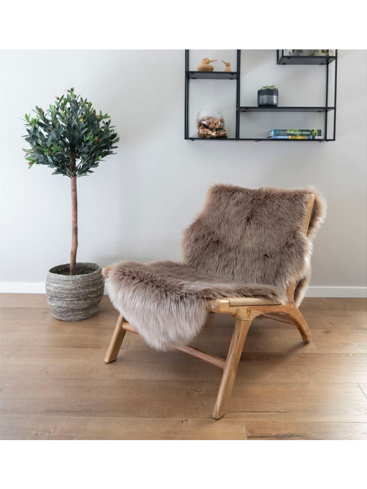 ebuy24 Lammfell Laila Braun 60 x 180 cm günstig kaufen onesize