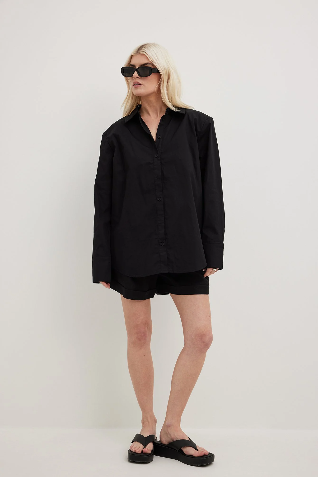 Kurze Leinenhose