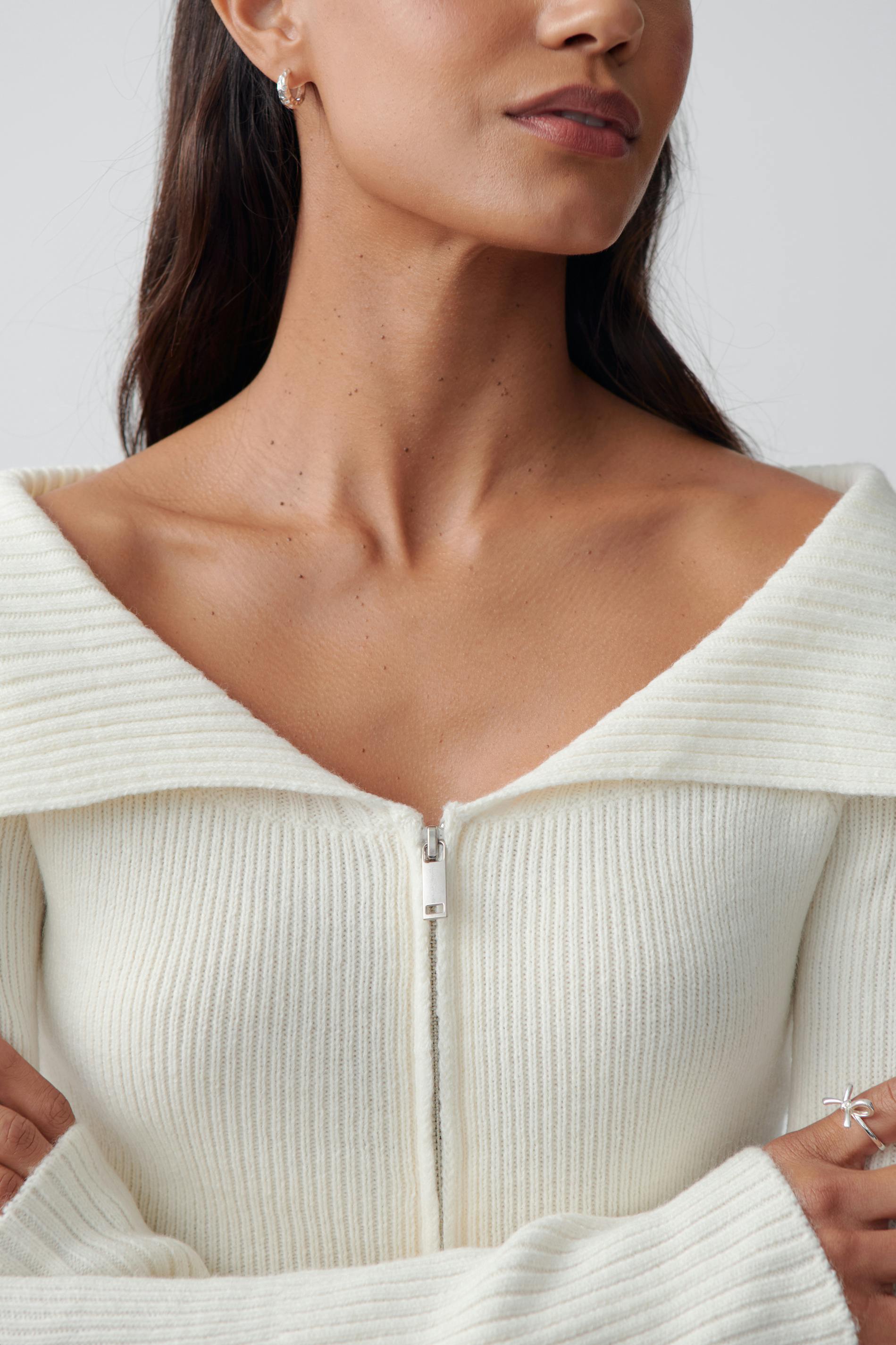 Knitted zip collar cardigan