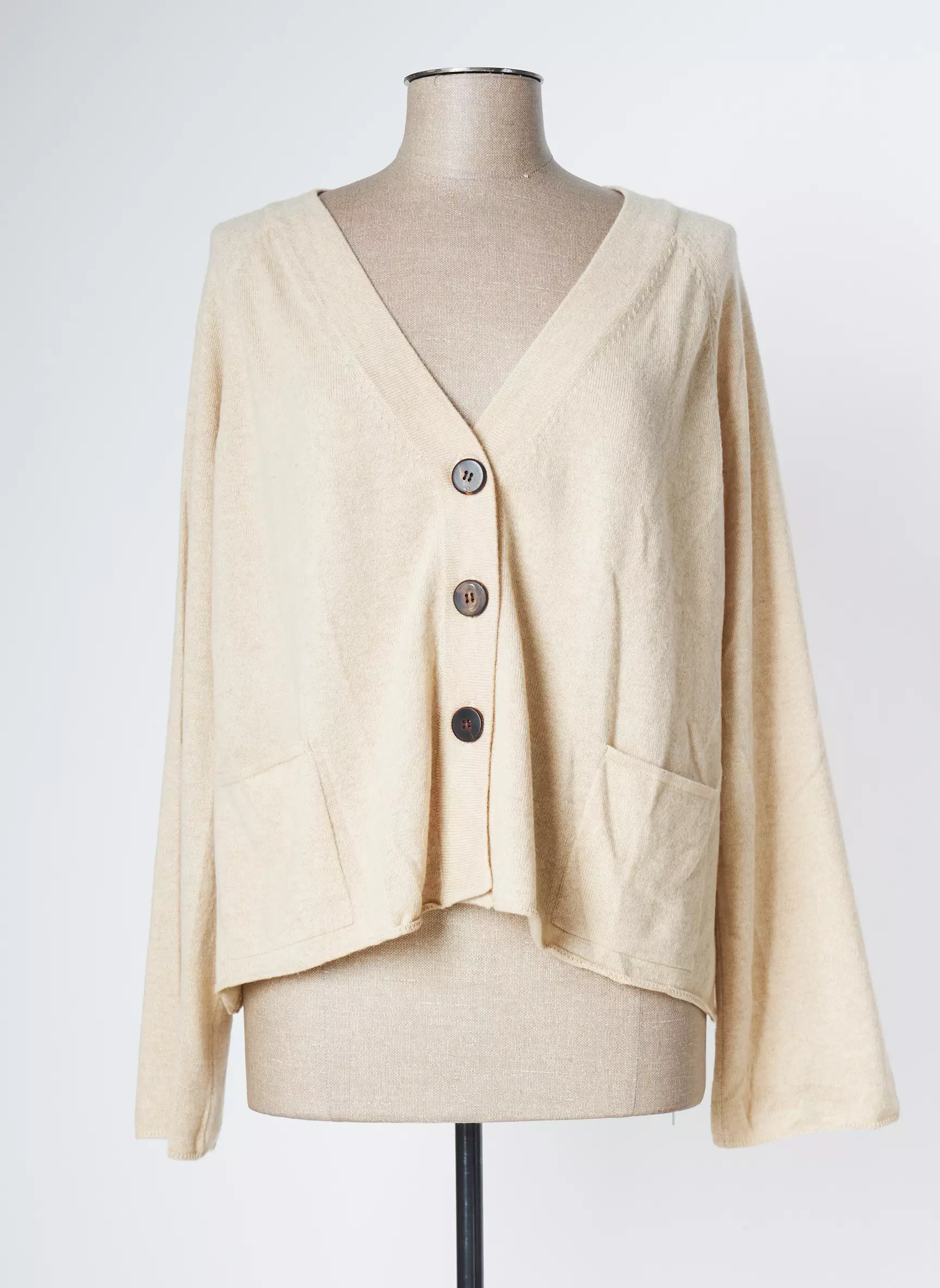 A Poil Cardigans Femme couleur beige