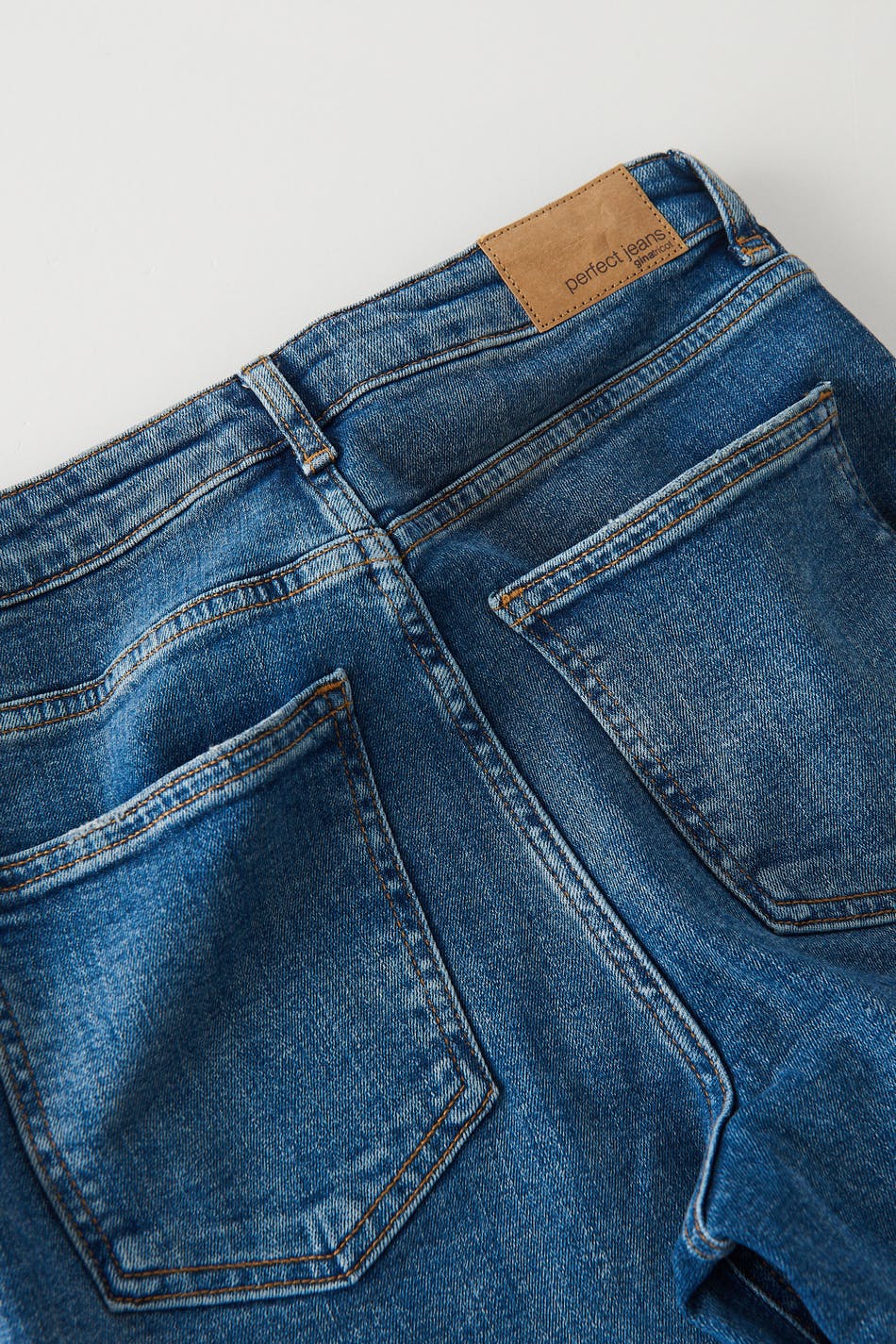 Ylva kick flare jeans