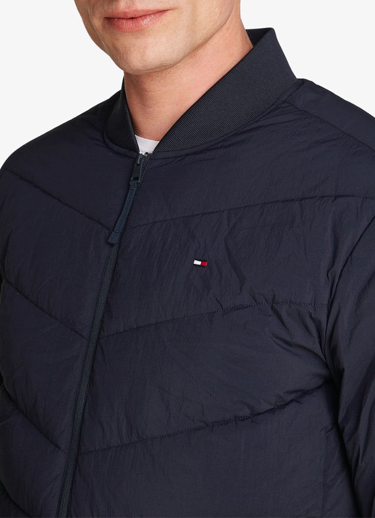 Jachetă bomber matlasată Tommy Hilfiger cu buzunare cu fermoar și logo