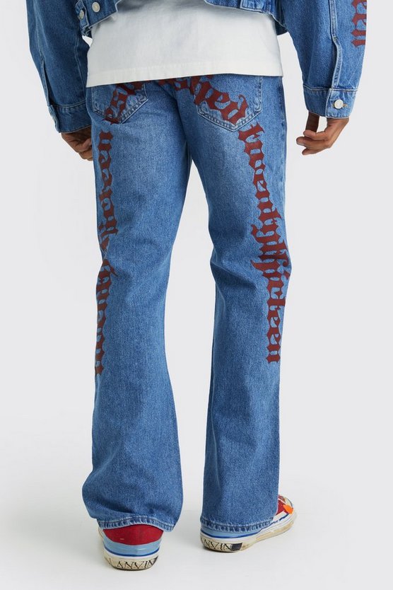 Lockere Schlagjeans mit Print