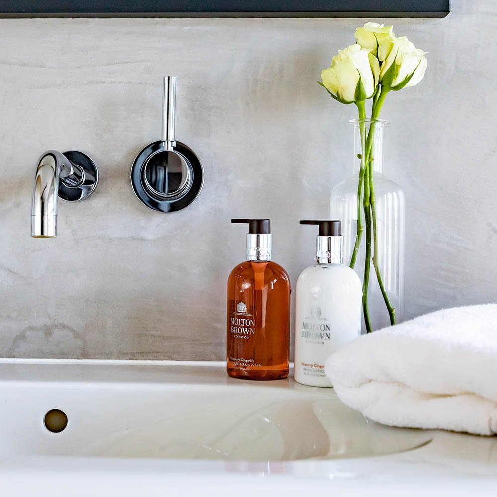 Molton Brown Handpflege Heavenly Gingerlily Fine Liquid Hand Wash