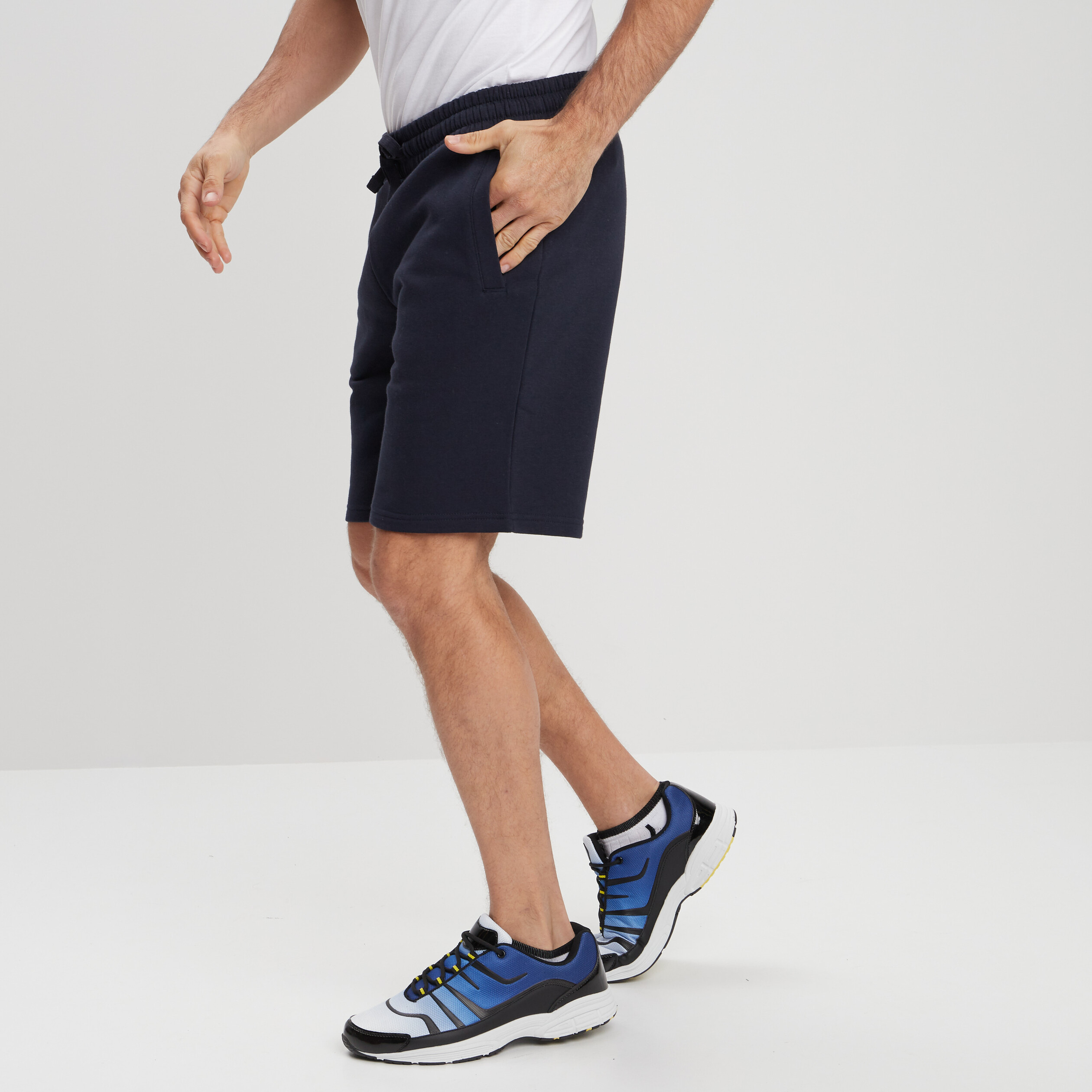 Short molletonné droit bleu marine homme | La Halle