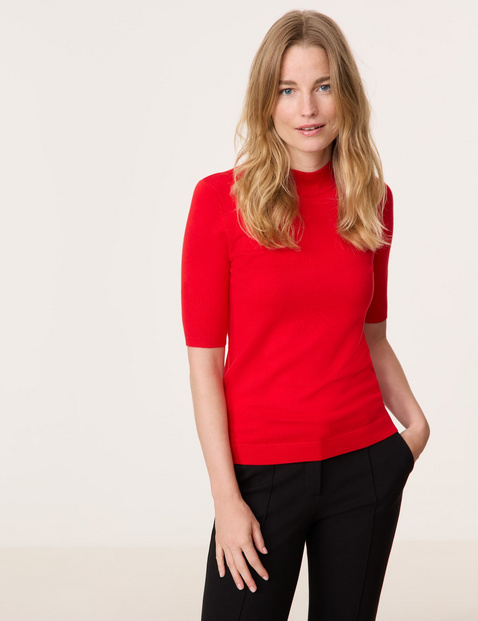 Kurzarmpullover mit Turtleneck