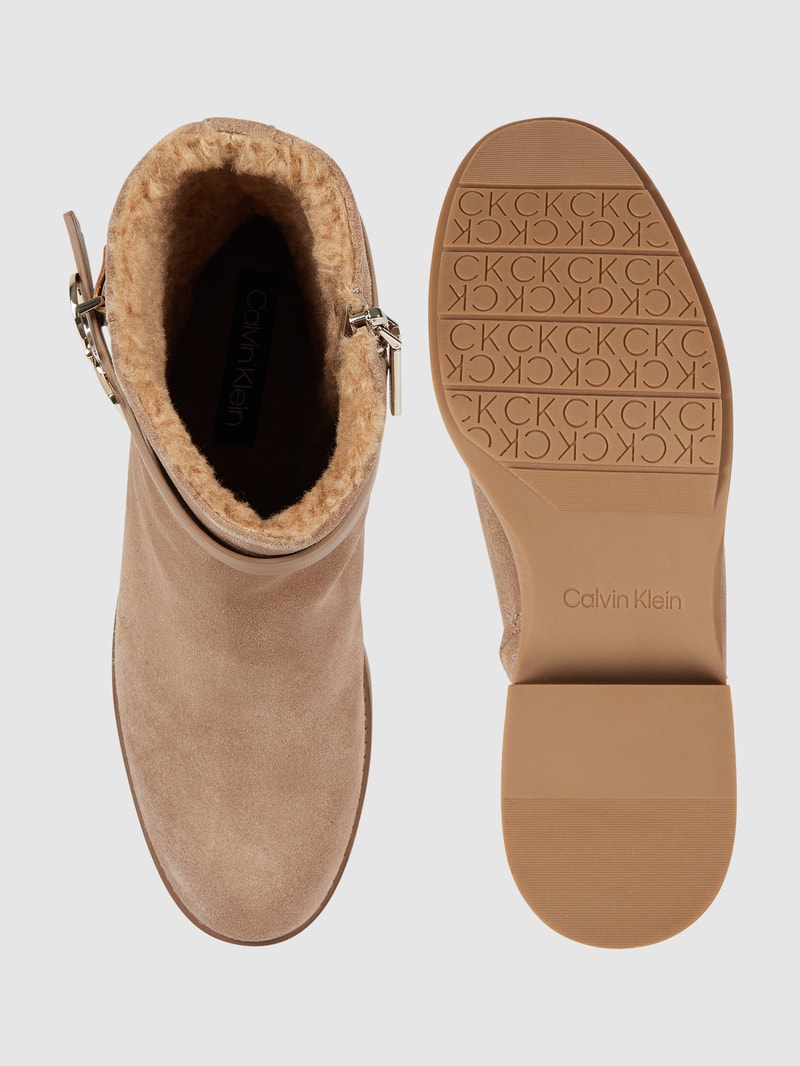 Ankle Boots aus Veloursleder in beige