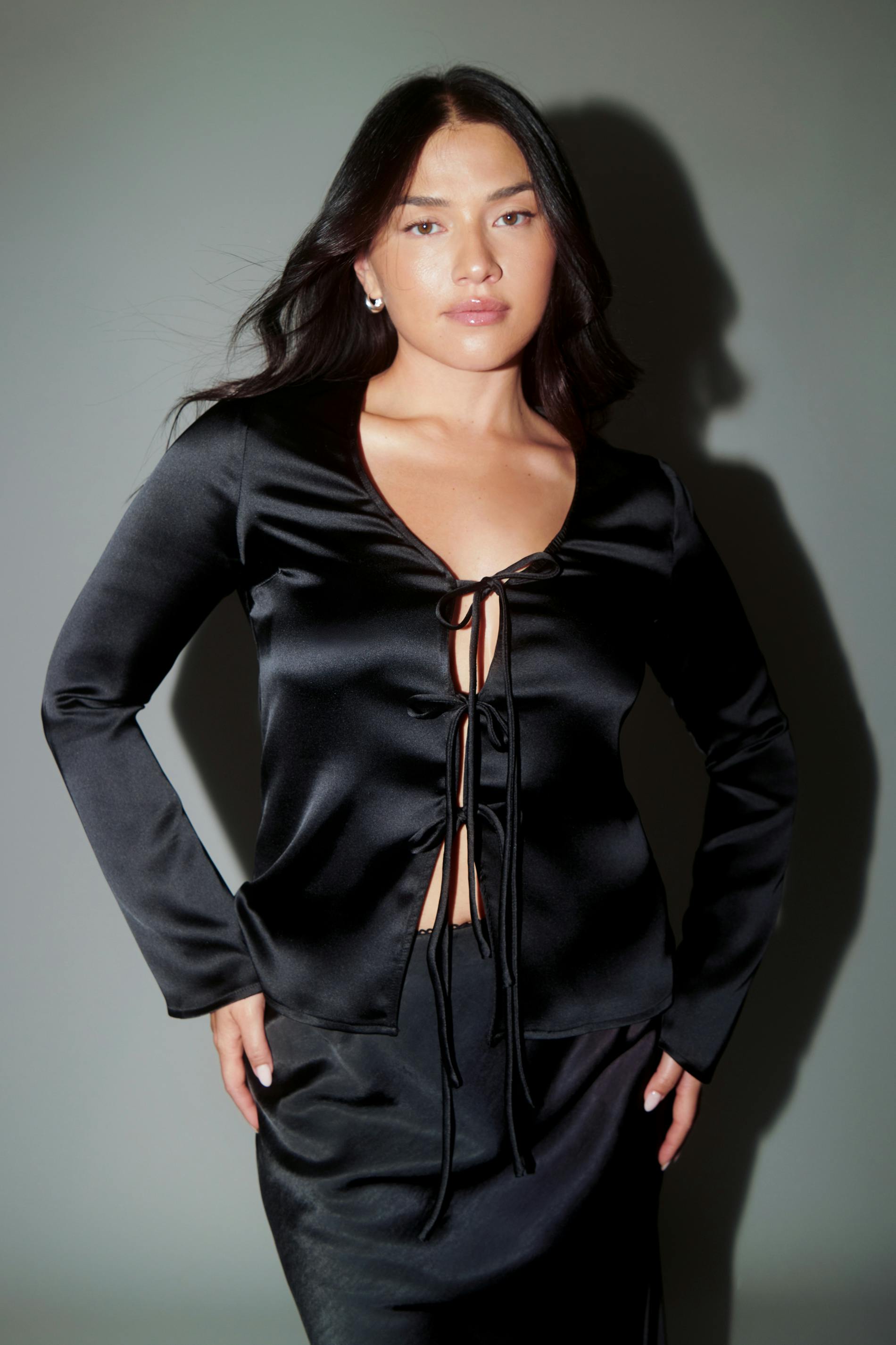 Tie top