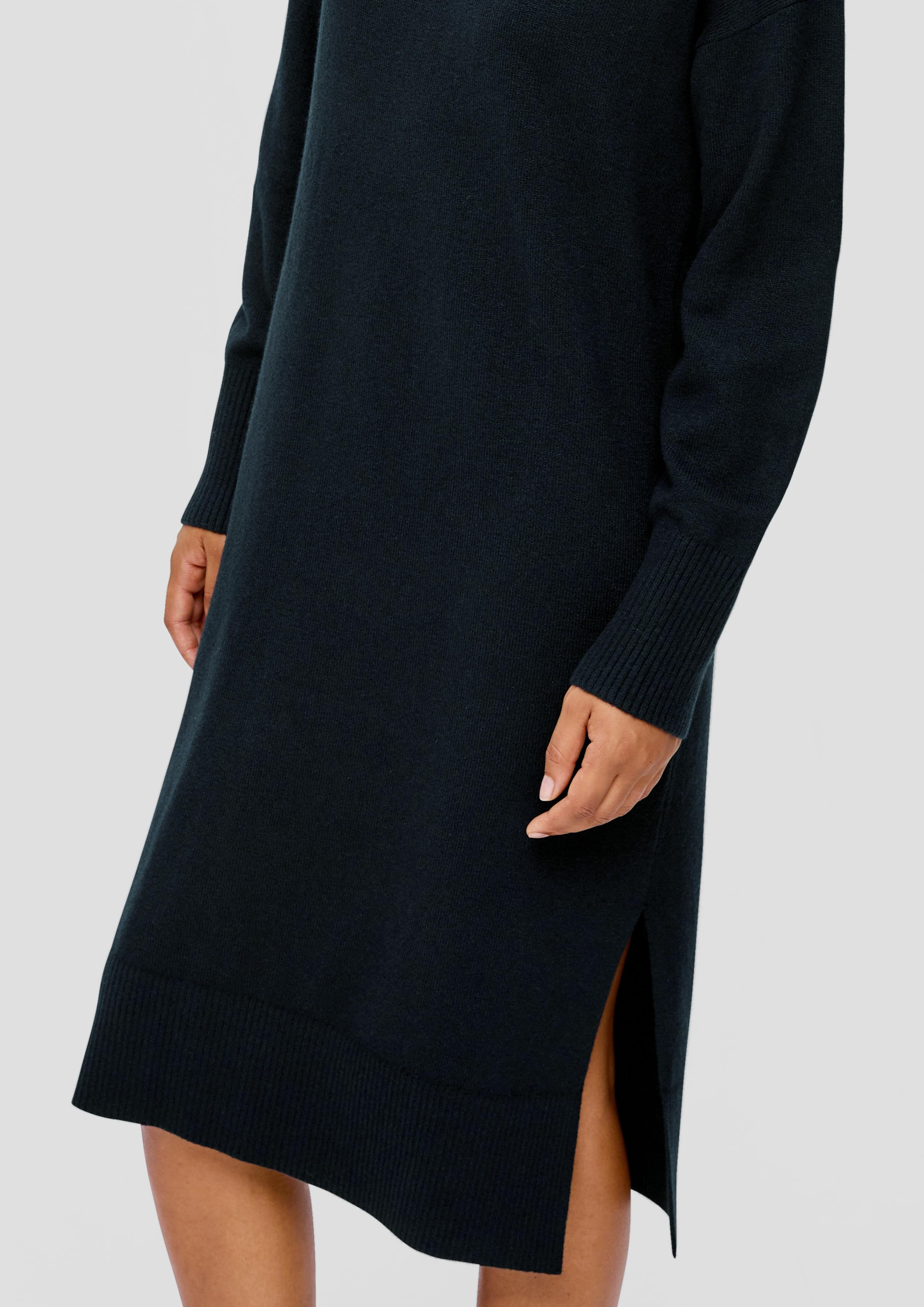 Strickkleid mit Kragenschlitz  2141803-5989