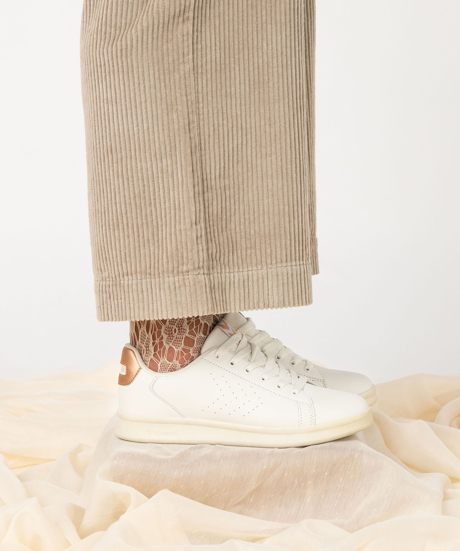 Tennis unies à lacets femme – Hummel Busan blanc | GEMO