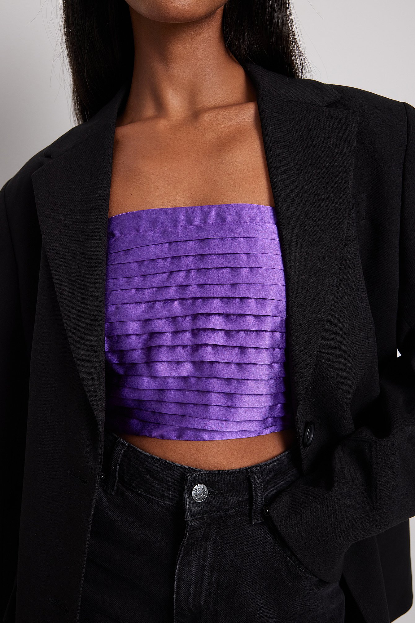 Satin Bandeau-top mit Rüschen vorne