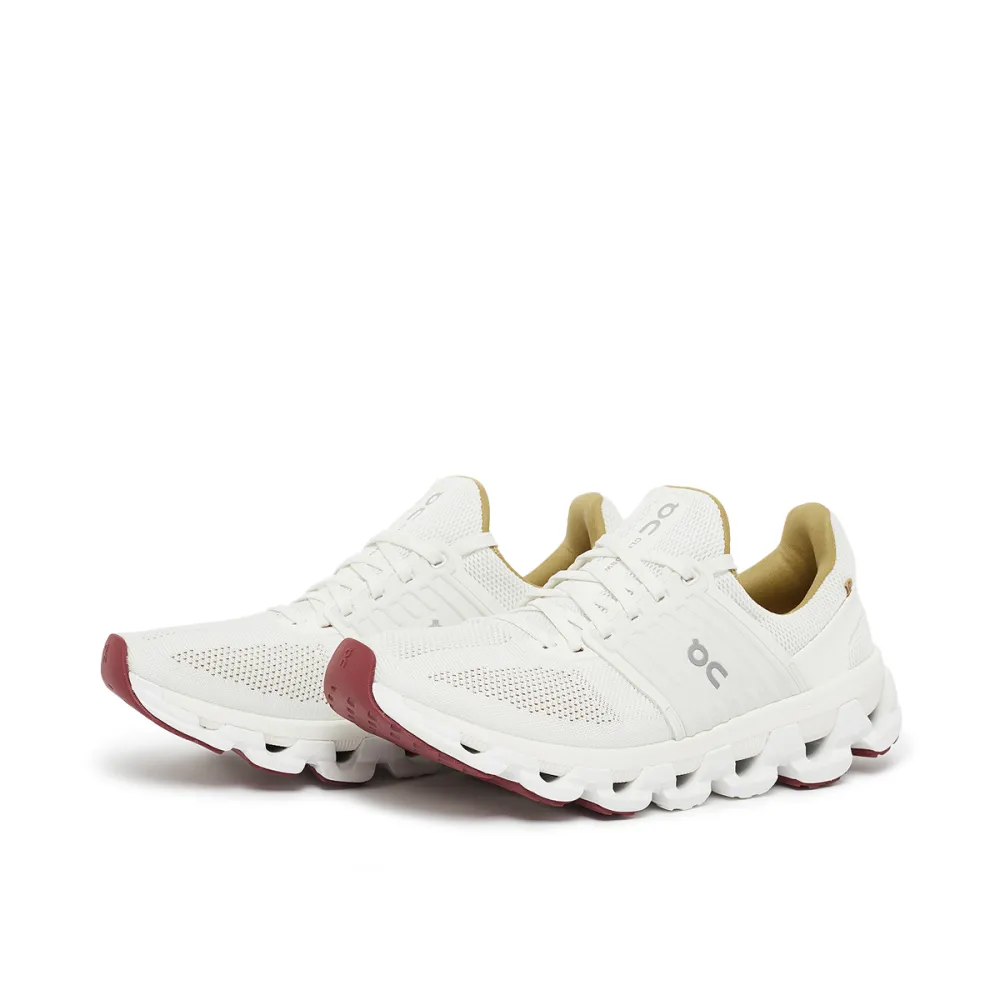 ON Cloudswift Suma 3WD30181407 / weiss