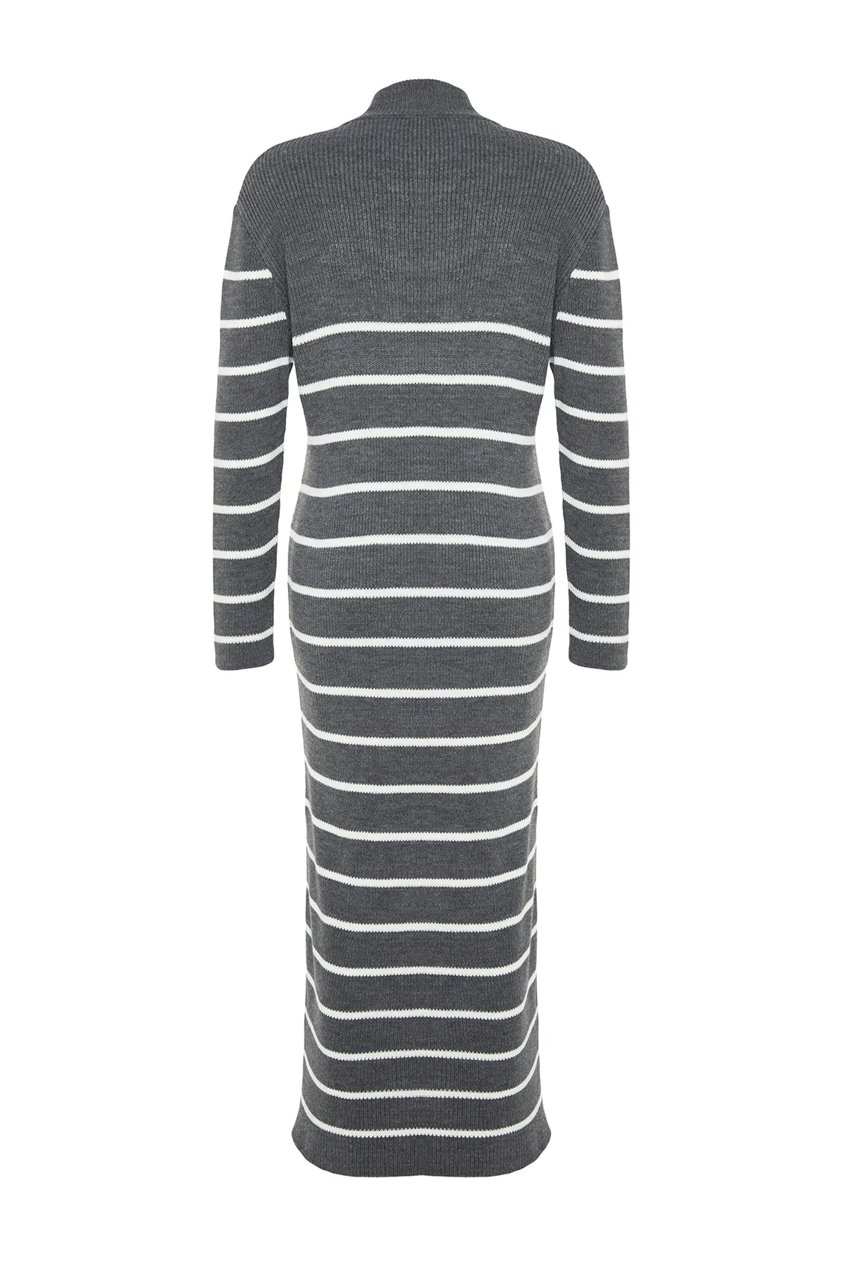 Trendyol Modest  Anthrazitfarbenes Strickkleid mit Streifen und Reißverschluss TCTAW24EB00019