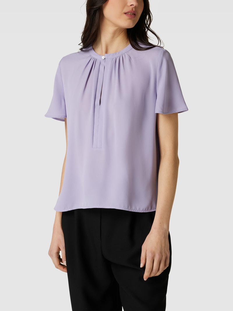 Bluse mit Schlüsselloch-Ausschnitt in lila