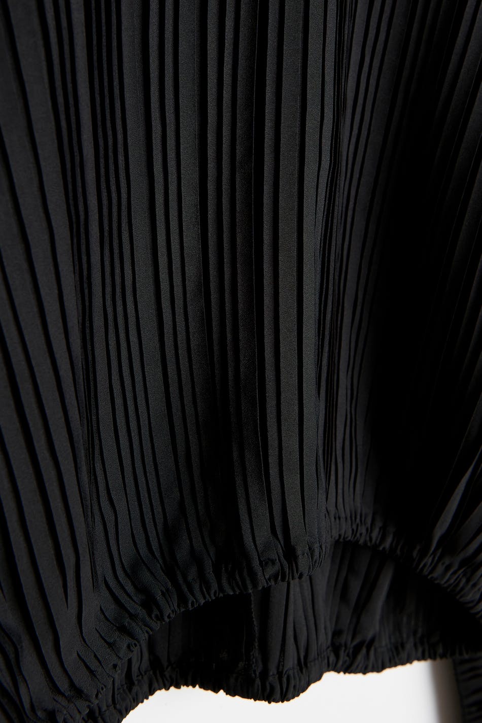 Izzy pleated top