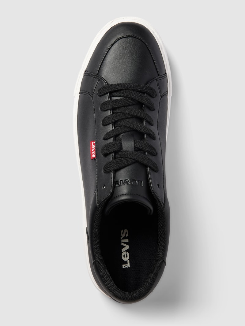 Sneaker mit Label-Detail in schwarz