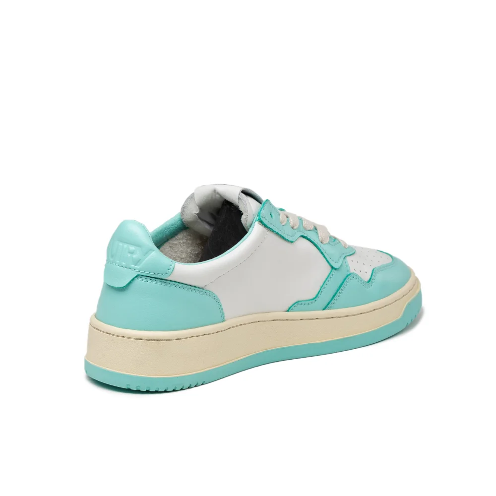 Autry Medalist Low AULWWB20 / blau