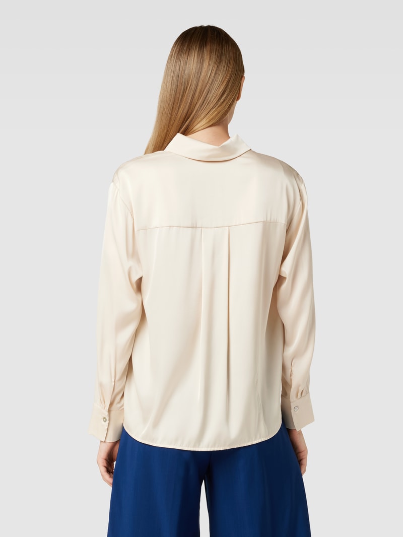 Bluse in Satin-Optik mit verdeckter Knopfleiste in sand