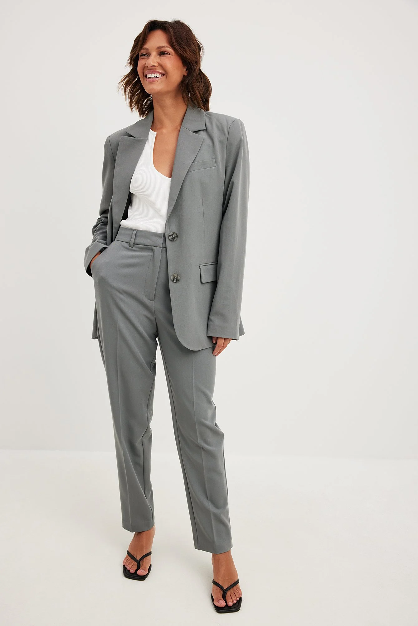 Gerade cropped Anzughose mit hoher Taille