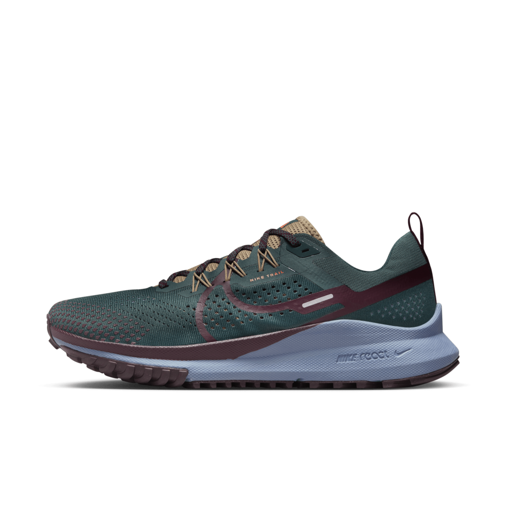 Nike React Pegasus Trail 4 DJ6158-300 / grün