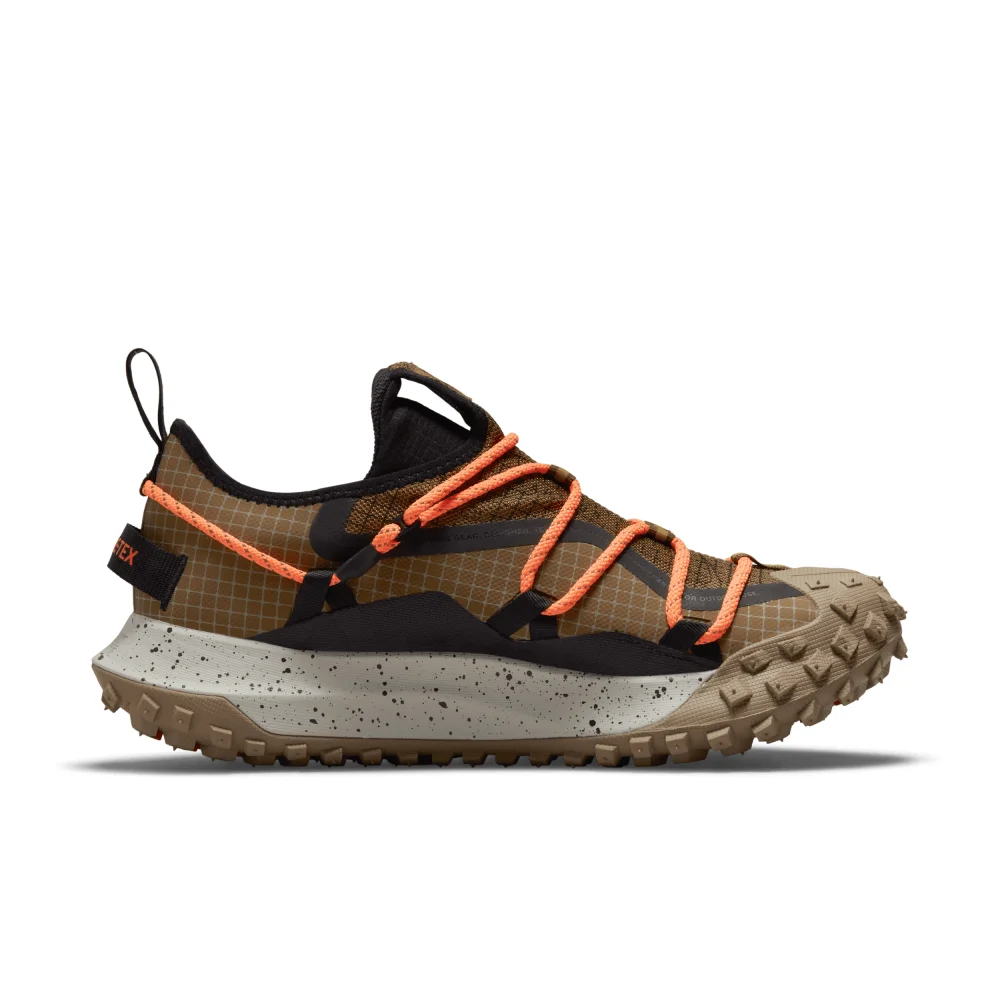 Nike ACG Mountain Fly Low GTX SE GORE TEX DD2861-200 / braun