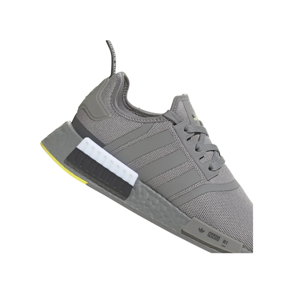 adidas NMD R1 IF8030 / grau