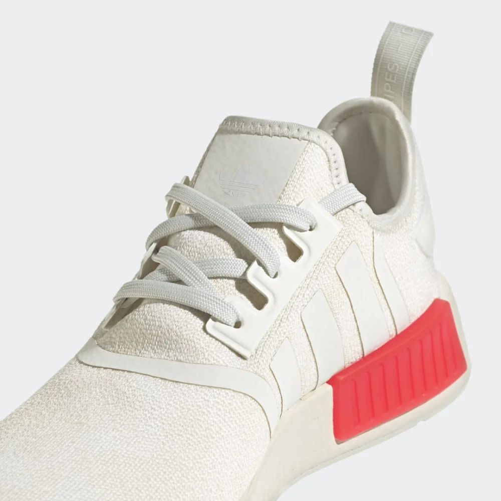 adidas NMD R1 HQ4451 / weiss