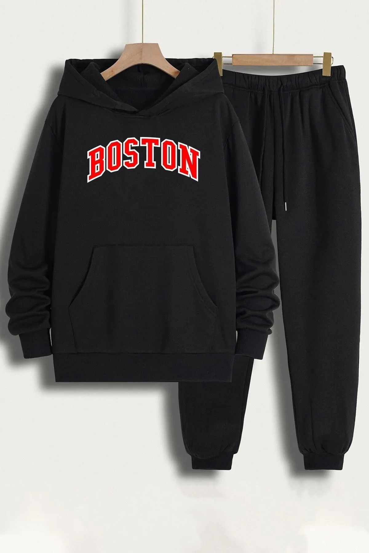 uyguntarz  Bedrucktes Unisex-Trainingsanzug-Set „Boston“.