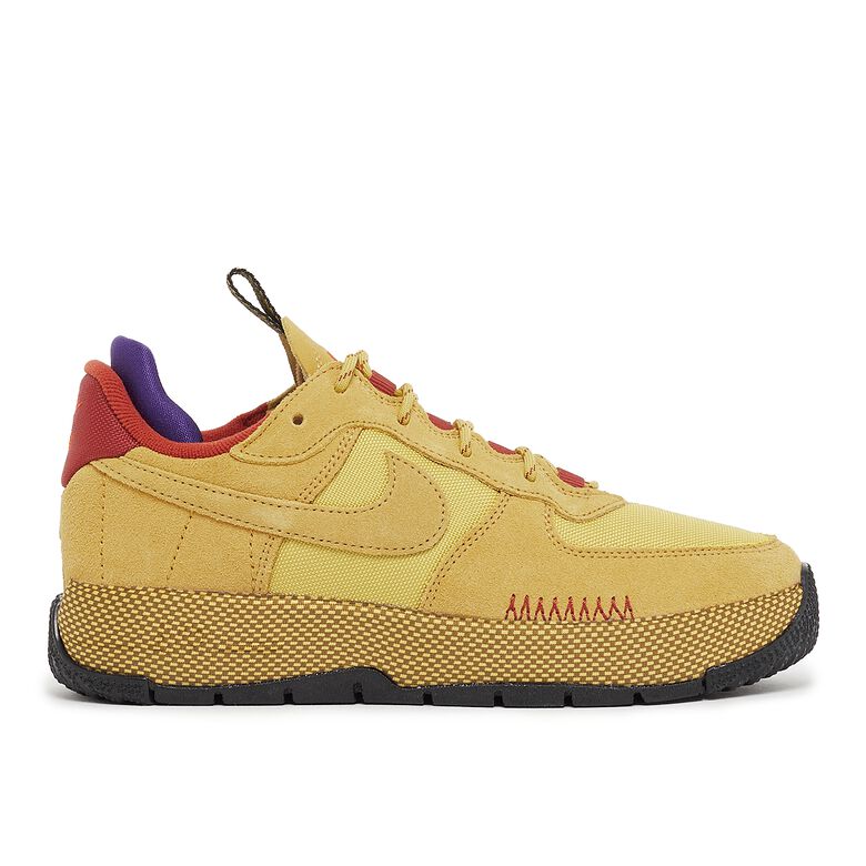 NIKE Wmns Air Force 1 Wild Takes on 