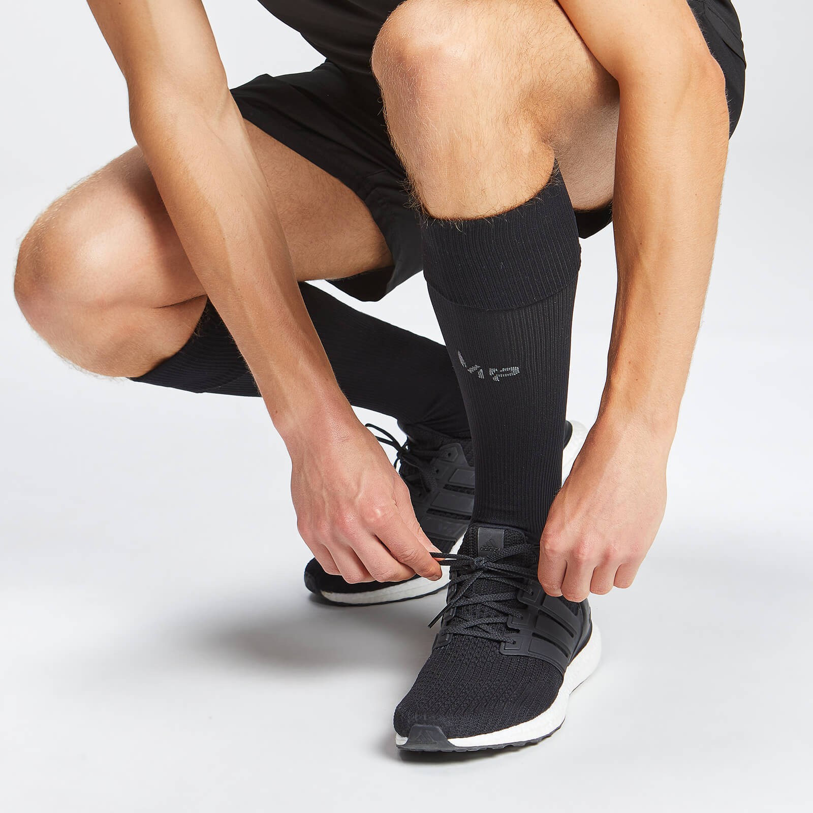 Chaussettes de football pleine longueur MP – Noir