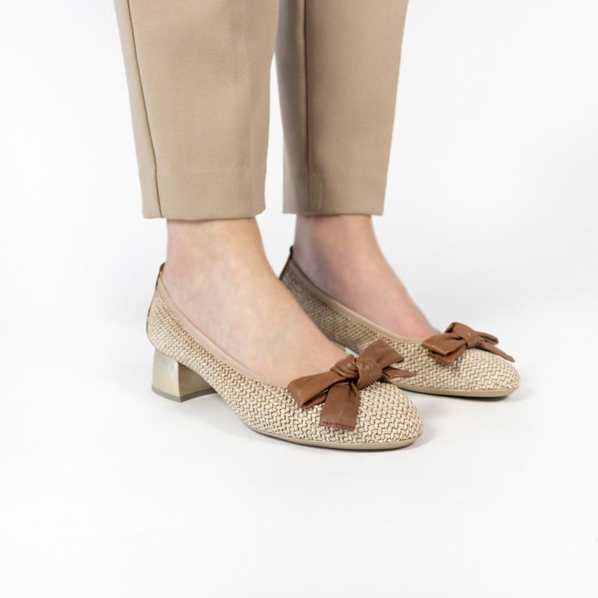 Hispanitas  ANDROS HV221956  - Beige Camel