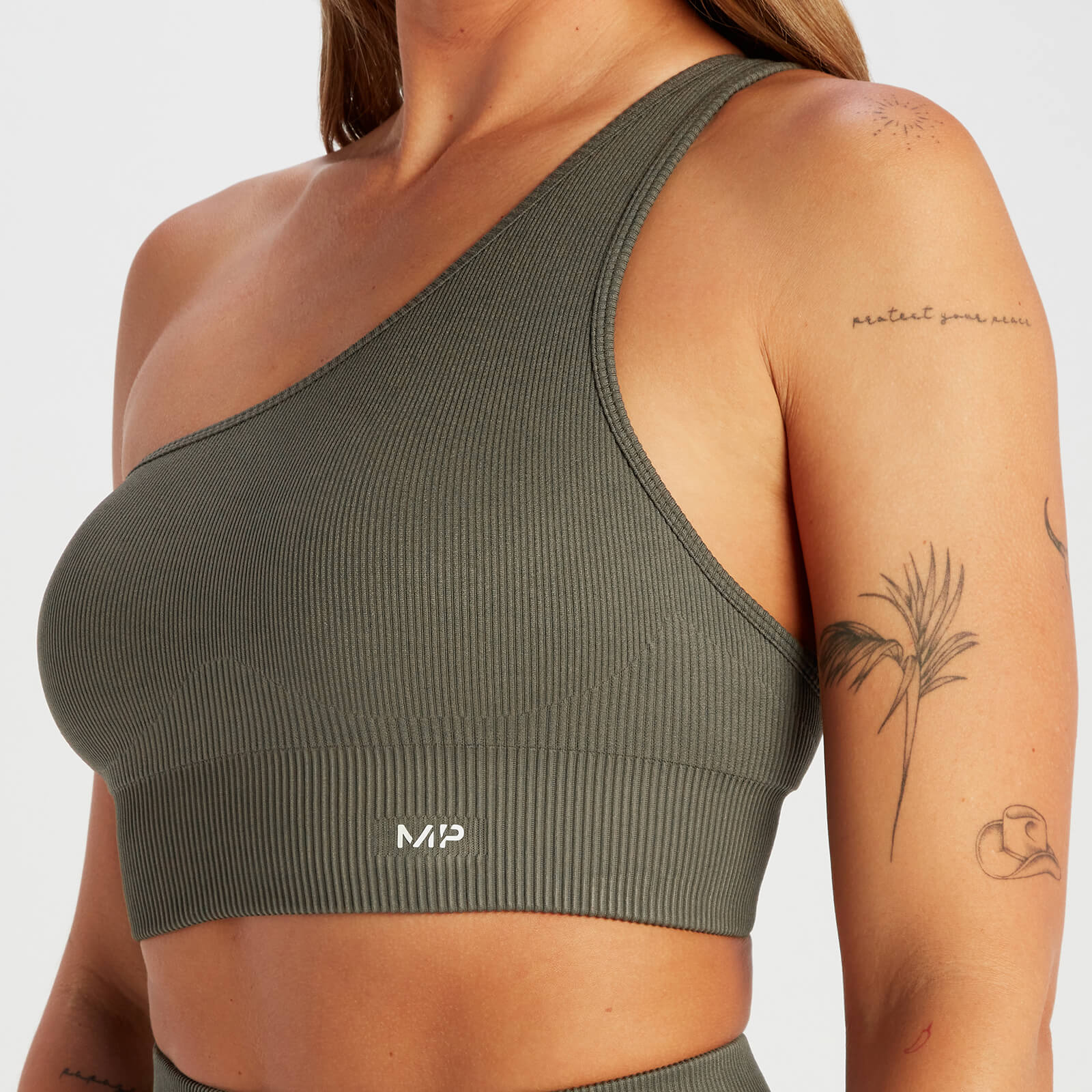 Brassière asymétrique côtelée sans coutures MP Tempo pour femmes – Vert taupe