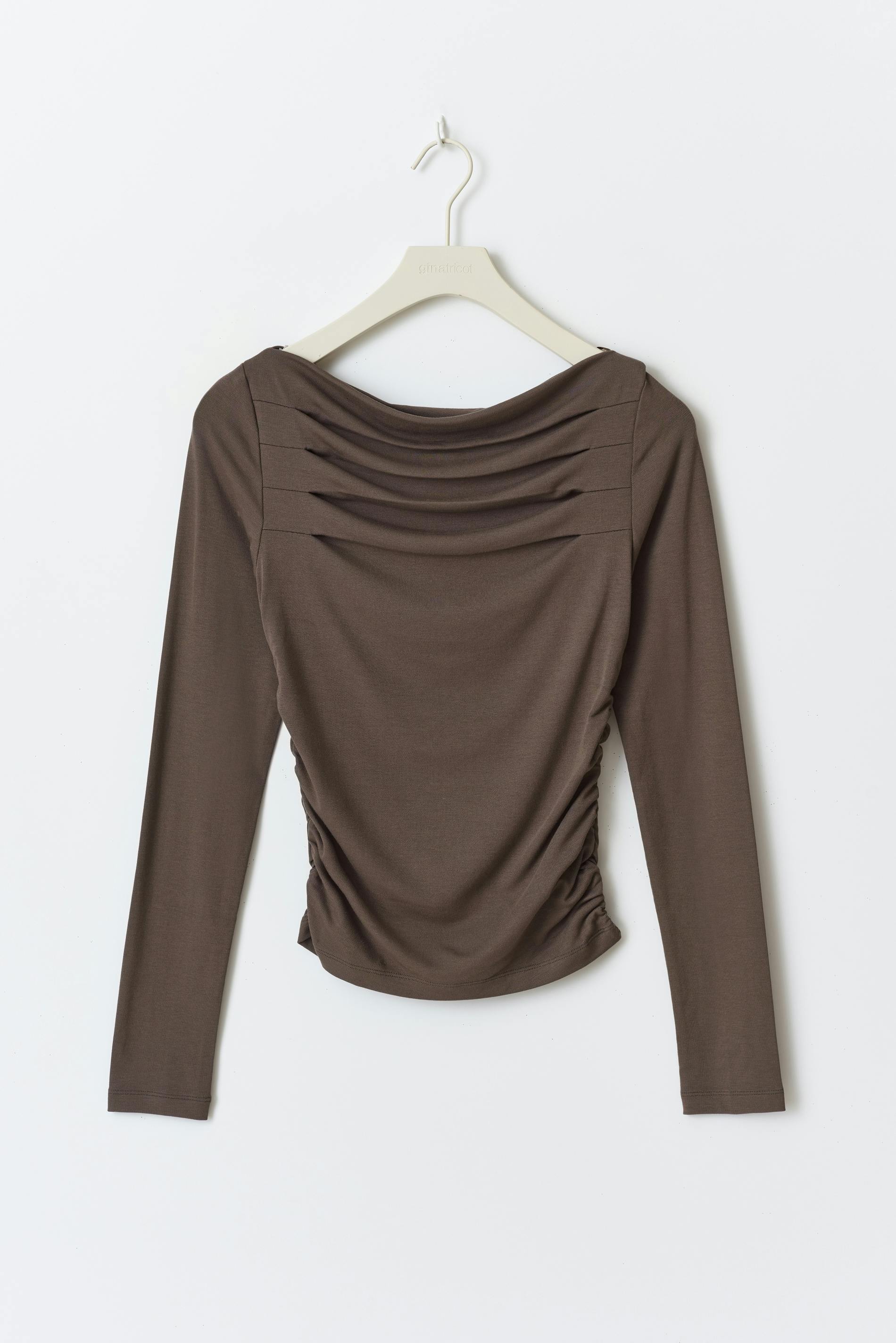 Tight boatneck top