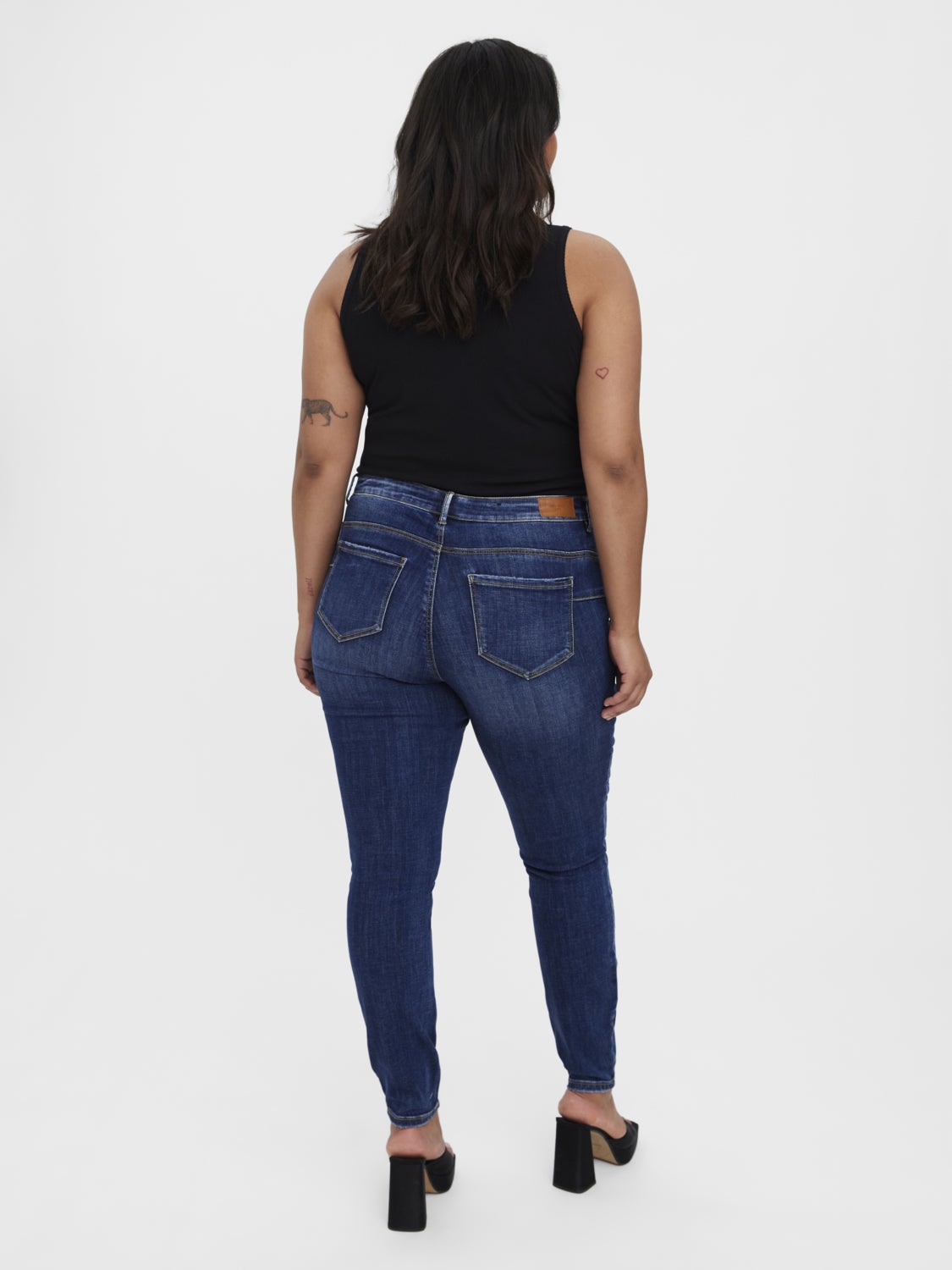 VMSEVEN Mid Rise Skinny Fit Jeans