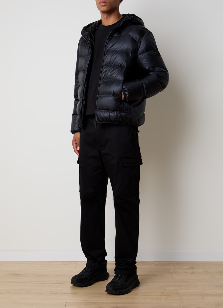 Giacca imbottita in piuma d'oca Moncler con cappuccio.