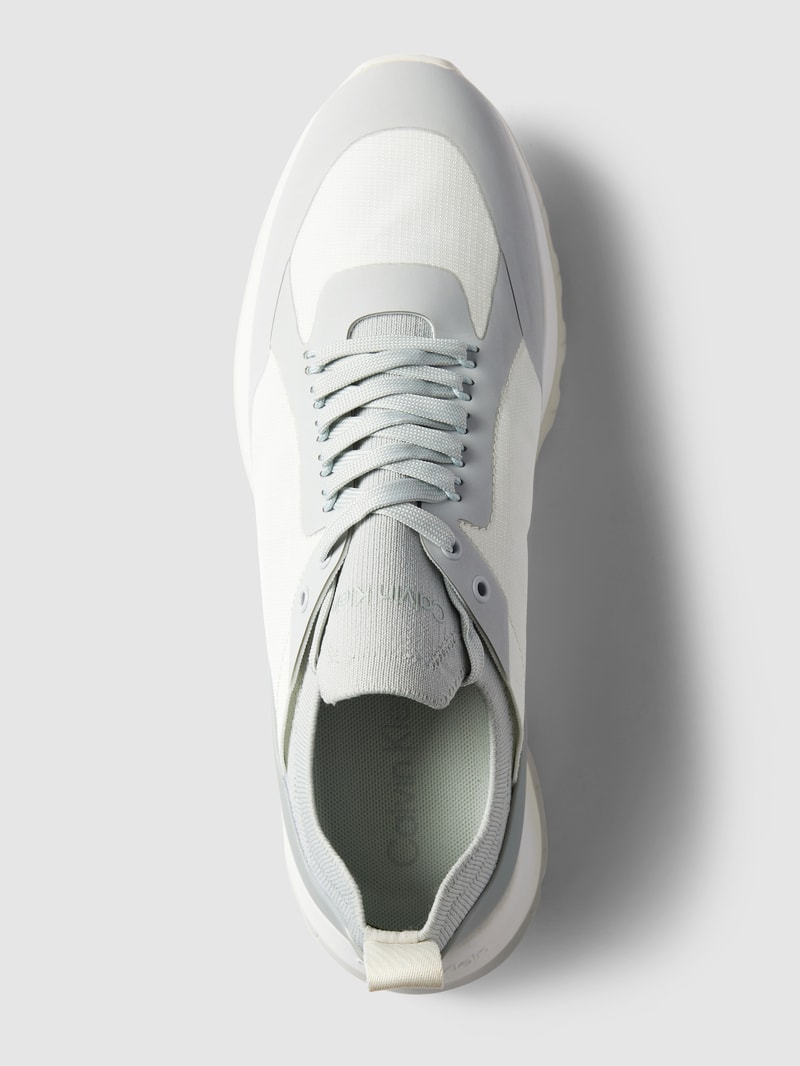 Sock-Sneaker mit Label-Print Modell 'KNIT RUNNER DYNAMIC LACE' in hellgrau