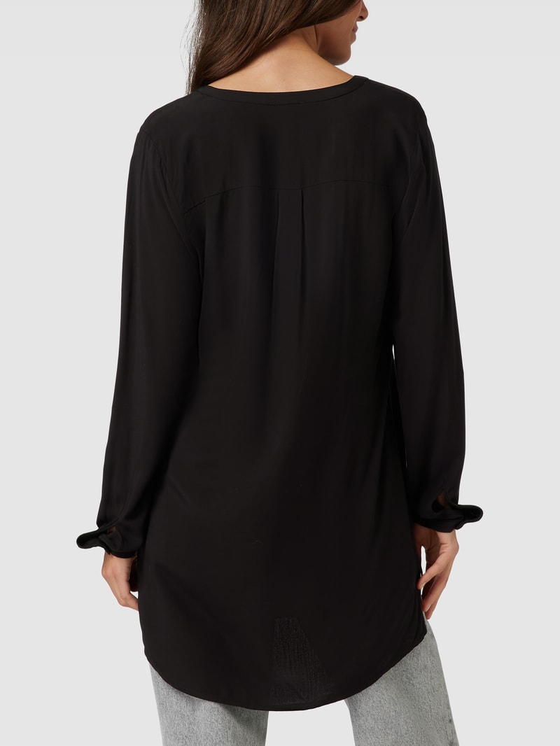 Blusenshirt mit V-Ausschnitt in schwarz